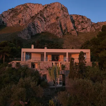 Modernist With Private Sea Access * Porticello