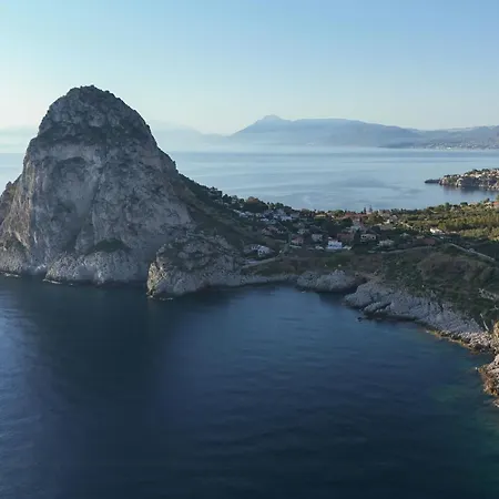 Nyaraló Modernist With Private Sea Access Porticello